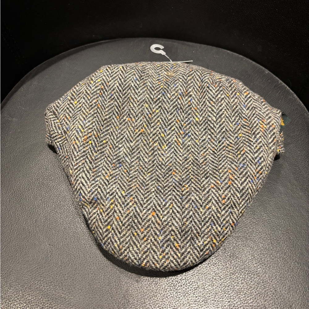 Mucros Weavers Tweed Herringbone Wool Flat Cap - Picture 2 of 4